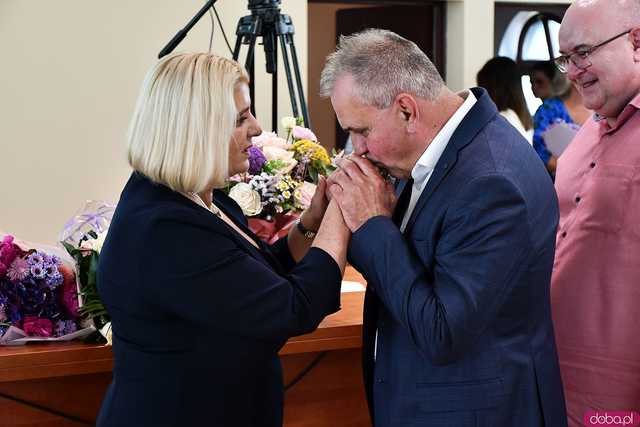 [FOTO] Prezydent Świdnicy z wotum zaufania i absolutorium. Żaden chodnik w mieście nie jest ani platformerski, ani pisowski, ani lewicowy