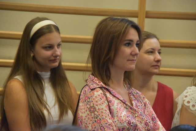 [FOTO] Uczniowie z gminy Świdnica zakończyli rok szkolny. Najlepszych prymusów nagrodzono