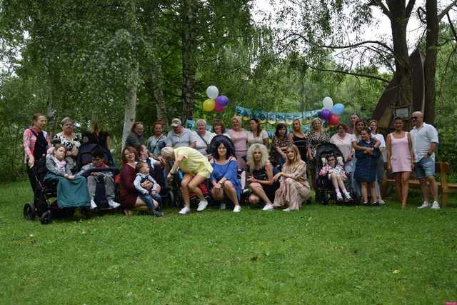 [FOTO] Złota Woda pełna wzruszeń – uroczystość zakończenia roku PSONI Koło w Świdnicy