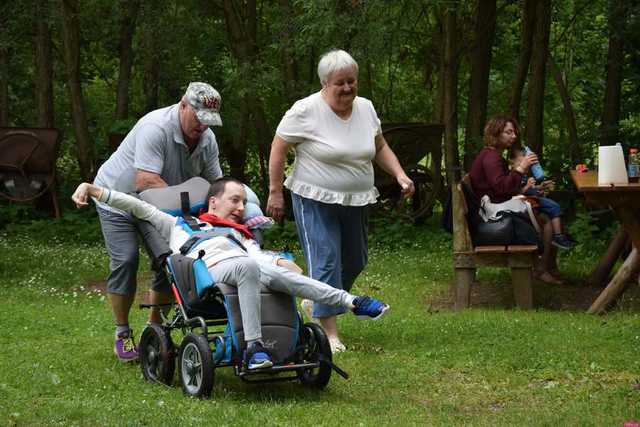 [FOTO] Złota Woda pełna wzruszeń – uroczystość zakończenia roku PSONI Koło w Świdnicy