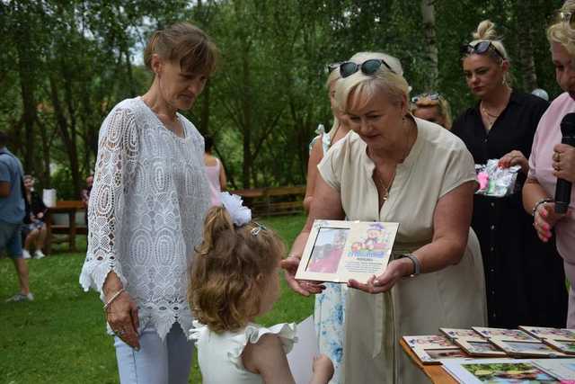 [FOTO] Złota Woda pełna wzruszeń – uroczystość zakończenia roku PSONI Koło w Świdnicy