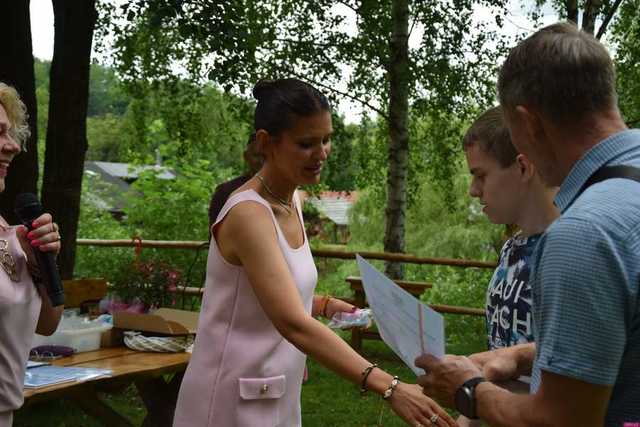 [FOTO] Złota Woda pełna wzruszeń – uroczystość zakończenia roku PSONI Koło w Świdnicy