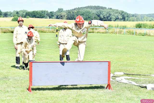 [FOTO] Jednostki OSP rywalizowały w Gminnych Zawodach Sportowo-Pożarniczych w Kalnie
