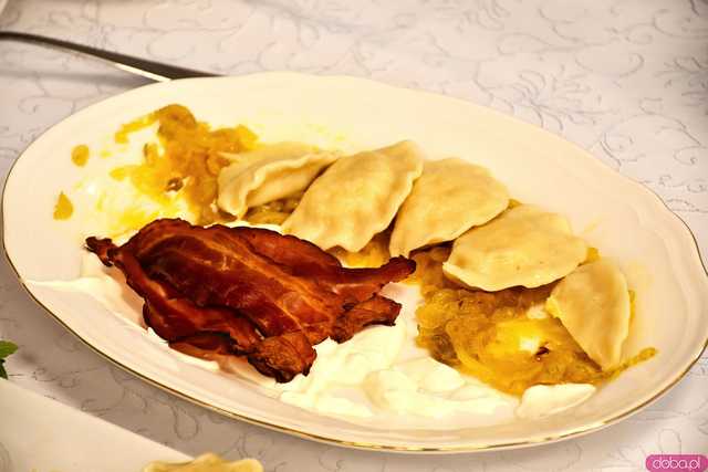 [WIDEO/FOTO] Pierogi królowały w Łażanach po raz czwarty! Kulinarna uczta, konkursy i atrakcje dzieci podczas Święta Pieroga