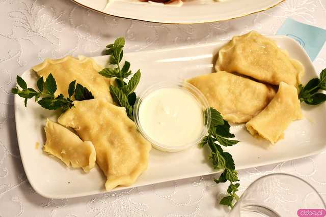 [WIDEO/FOTO] Pierogi królowały w Łażanach po raz czwarty! Kulinarna uczta, konkursy i atrakcje dzieci podczas Święta Pieroga