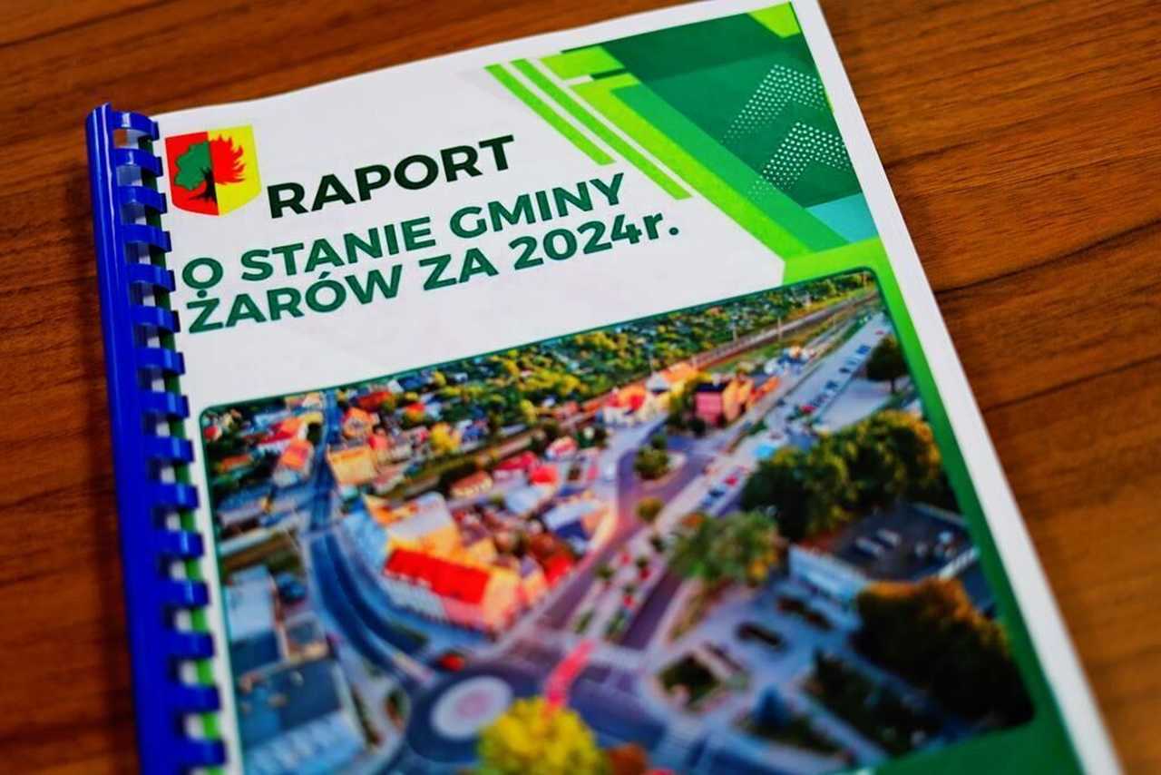 [FOTO] Burmistrz Żarowa z absolutorium. Budowaliśmy wspólnie gminę nowoczesną, solidarną i odpowiedzialną.