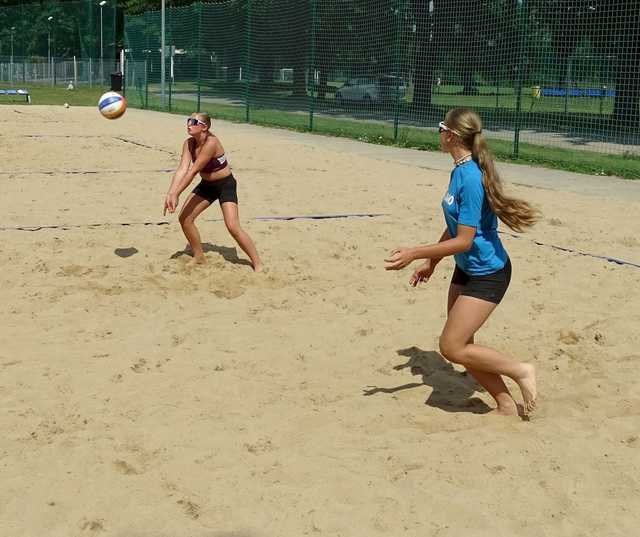 [FOTO] Rywalizowali w 1. Otwartym Turnieju plażówki