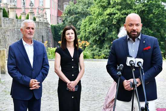 [FOTO] Wrocławianie odwiedzili Zamek Książ za darmo. To nagroda za zwycięstwo we frekwencyjnym pojedynku