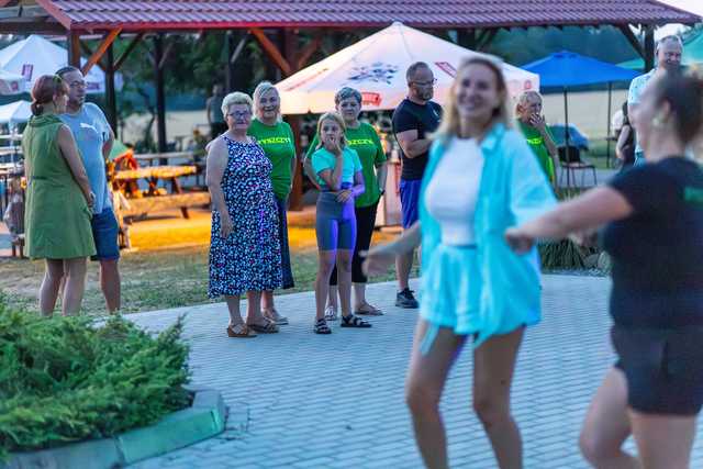 [FOTO] Za nami piknik „Szlakiem Góry Pyszczyńskiej. Górska przygoda, muzyka i wiejskie klimaty zgromadziły mieszkańców