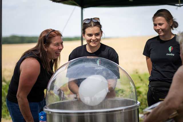 [FOTO] Za nami piknik „Szlakiem Góry Pyszczyńskiej. Górska przygoda, muzyka i wiejskie klimaty zgromadziły mieszkańców