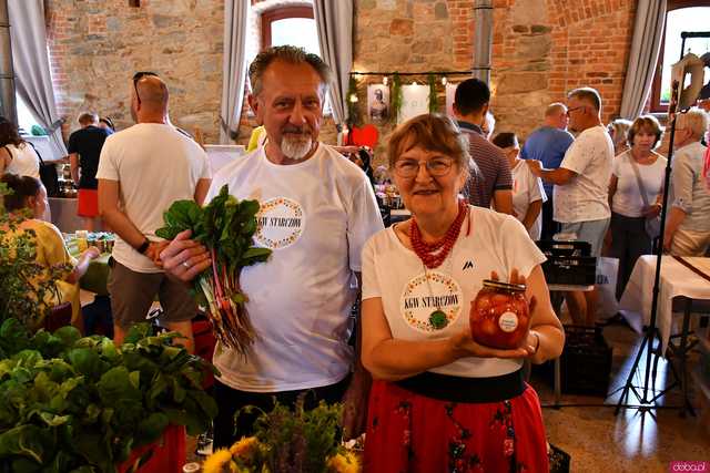 [FOTO] Lokalnie, zdrowo i ekologicznie. Lipcowy Targ Ziemi przyciągnął tłumy gości oraz przyjezdnych. Nie tylko z Polski!