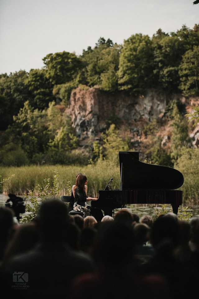 [FOTO] Dźwięki fortepianu w różnych zakątkach miasta. Sobota pod znakiem koncertów trzydniowego cyklu