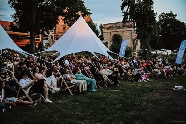 [FOTO] Kino plenerowe w Mrowinach. Kolejny cykl seansów w ramach 14. Żarowskiego Festiwalu Filmowego