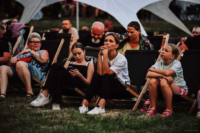 [FOTO] Kino plenerowe w Mrowinach. Kolejny cykl seansów w ramach 14. Żarowskiego Festiwalu Filmowego