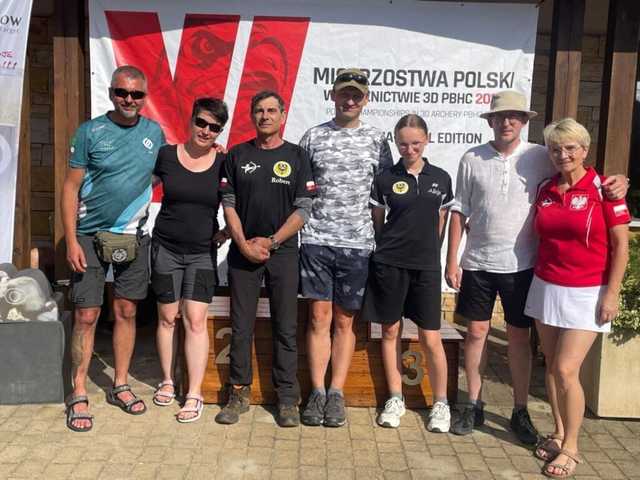 [FOTO] Żarowscy łucznicy z medalami na VI Mistrzostwach Polski 3D w Łucznictwie Myśliwskim