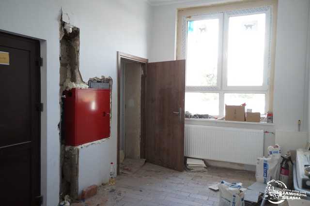 [FOTO] Budynki oświatowe na terenie gminy zostaną wyremontowane. Inwestycja pochłonie 21 mln złotych