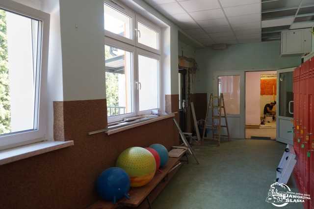 [FOTO] Budynki oświatowe na terenie gminy zostaną wyremontowane. Inwestycja pochłonie 21 mln złotych