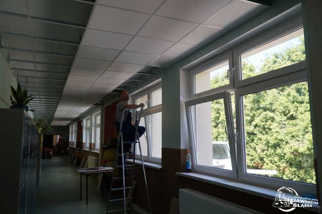 [FOTO] Budynki oświatowe na terenie gminy zostaną wyremontowane. Inwestycja pochłonie 21 mln złotych