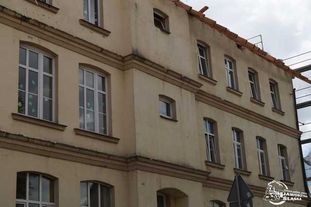 [FOTO] Budynki oświatowe na terenie gminy zostaną wyremontowane. Inwestycja pochłonie 21 mln złotych