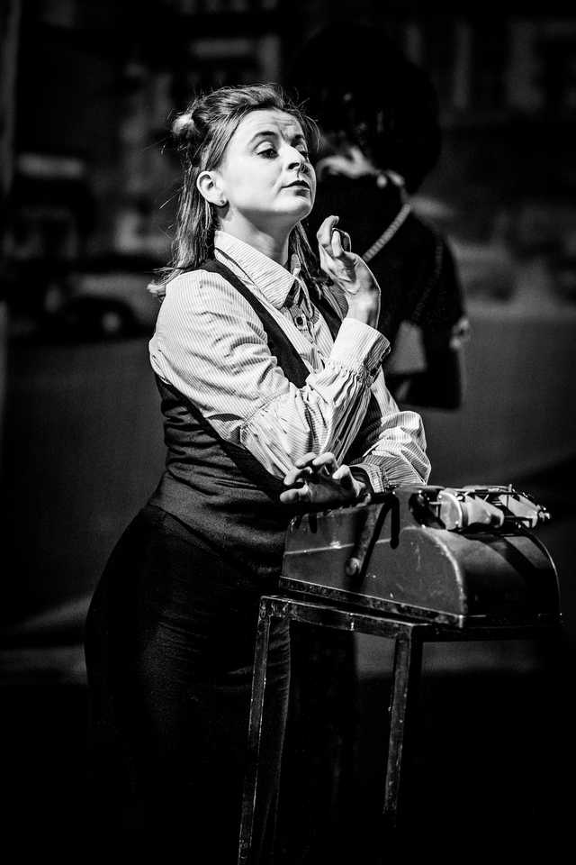 [FOTO] Świdnicki Rynek znów zamienia się w scenę – ruszył 27. Festiwal Teatru Otwartego!
