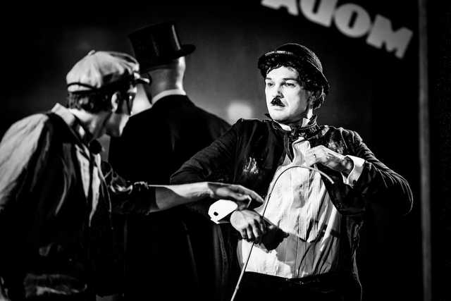 [FOTO] Świdnicki Rynek znów zamienia się w scenę – ruszył 27. Festiwal Teatru Otwartego!
