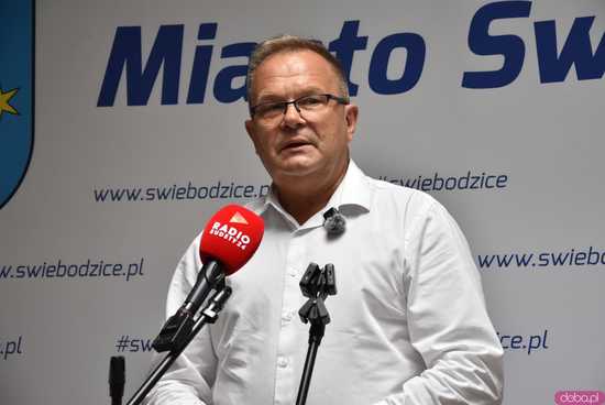 [FOTO, WIDEO] Jesteśmy samodzielni energetycznie Świebodzice inwestują w modernizację Wodnego Cetrum Rekreacji