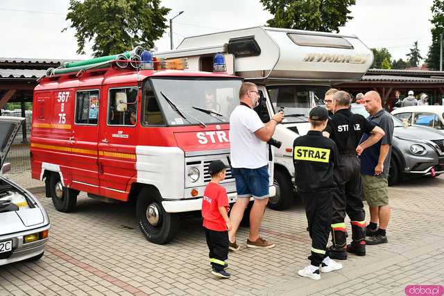 [WIDEO/FOTO] Miłośnicy motoryzacji spotkali się w Żarowie po raz dziesiąty