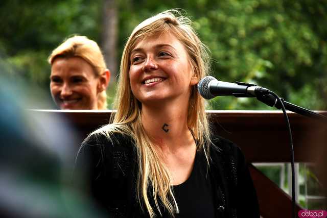 [WIDEO/FOTO] Altana w Parku Młodzieżowym ponownie wypełniła się muzyką. Wystąpili Natalia Widuto i Dawid Cichy