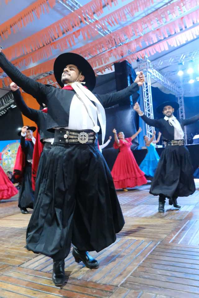 Pięć dni występów i spotkań, zespoły z ośmiu krajów, szereg koncertów. Przed nami 33. edycja Międzynarodowego Festiwalu Folkloru [PROGRAM]