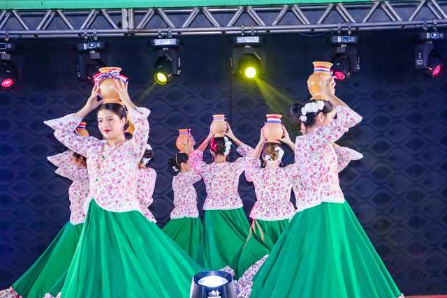 Pięć dni występów i spotkań, zespoły z ośmiu krajów, szereg koncertów. Przed nami 33. edycja Międzynarodowego Festiwalu Folkloru [PROGRAM]