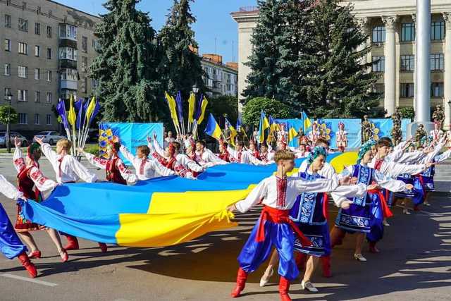 Pięć dni występów i spotkań, zespoły z ośmiu krajów, szereg koncertów. Przed nami 33. edycja Międzynarodowego Festiwalu Folkloru [PROGRAM]