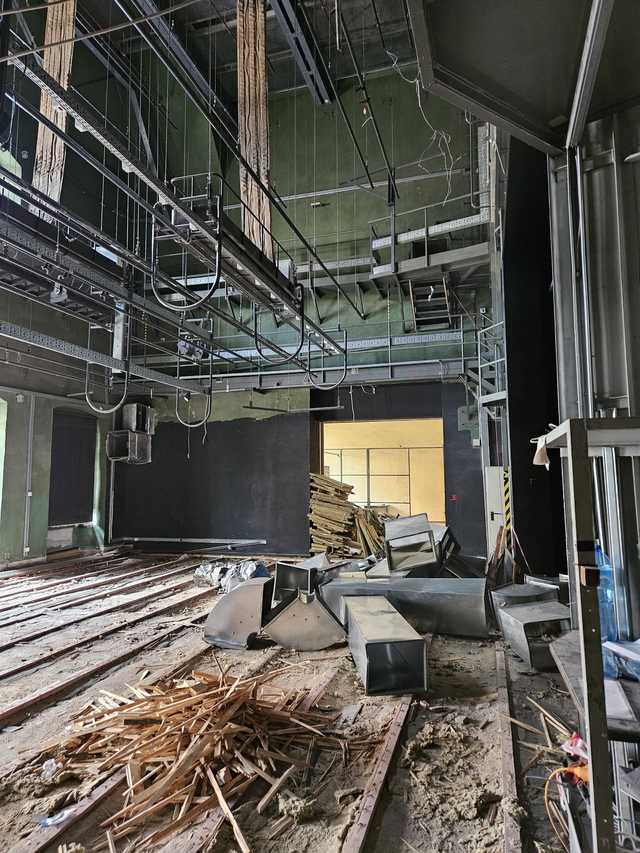[FOTO] Tak wygląda teatr świdnicki w przebudowie. Co dokładnie zostanie wykonane? Kiedy zakończenie prac?