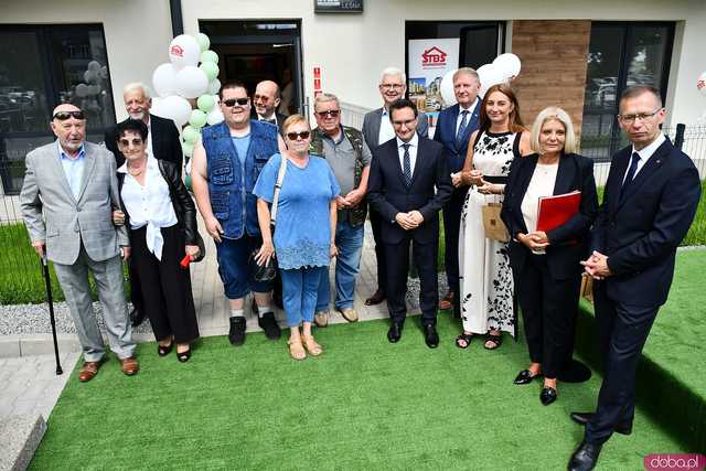 [FOTO] Uroczyste otwarcie nowego budynku TBS. Powstało tam 28 mieszkań dla świdniczan