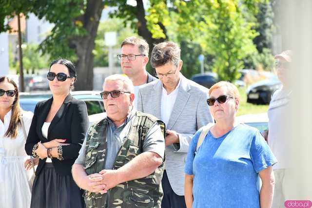[FOTO] Uroczyste otwarcie nowego budynku TBS. Powstało tam 28 mieszkań dla świdniczan