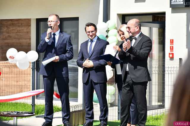 [FOTO] Uroczyste otwarcie nowego budynku TBS. Powstało tam 28 mieszkań dla świdniczan