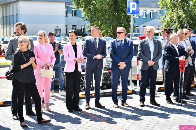 [FOTO] Uroczyste otwarcie nowego budynku TBS. Powstało tam 28 mieszkań dla świdniczan