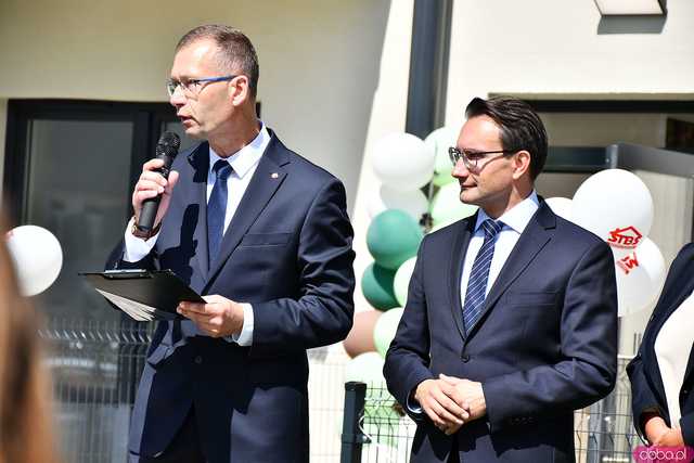 [FOTO] Uroczyste otwarcie nowego budynku TBS. Powstało tam 28 mieszkań dla świdniczan