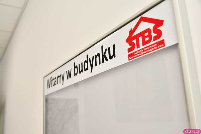 [FOTO] Uroczyste otwarcie nowego budynku TBS. Powstało tam 28 mieszkań dla świdniczan