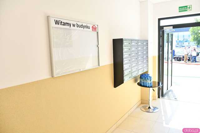 [FOTO] Uroczyste otwarcie nowego budynku TBS. Powstało tam 28 mieszkań dla świdniczan