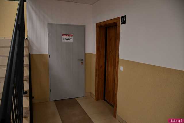 [FOTO] Uroczyste otwarcie nowego budynku TBS. Powstało tam 28 mieszkań dla świdniczan