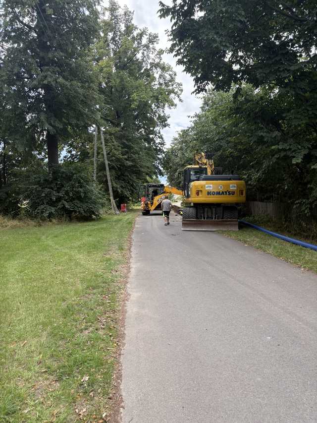 Trwa remont sieci wodociągowej w Serwinowie