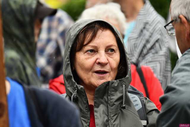 [WIDEO/FOTO] Pielgrzymi z całego regionu wyruszyli na Jasną Górę po raz dwudziesty drugi