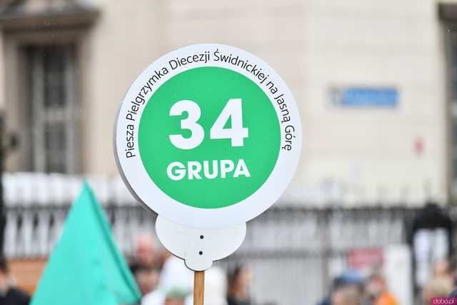 [WIDEO/FOTO] Pielgrzymi z całego regionu wyruszyli na Jasną Górę po raz dwudziesty drugi