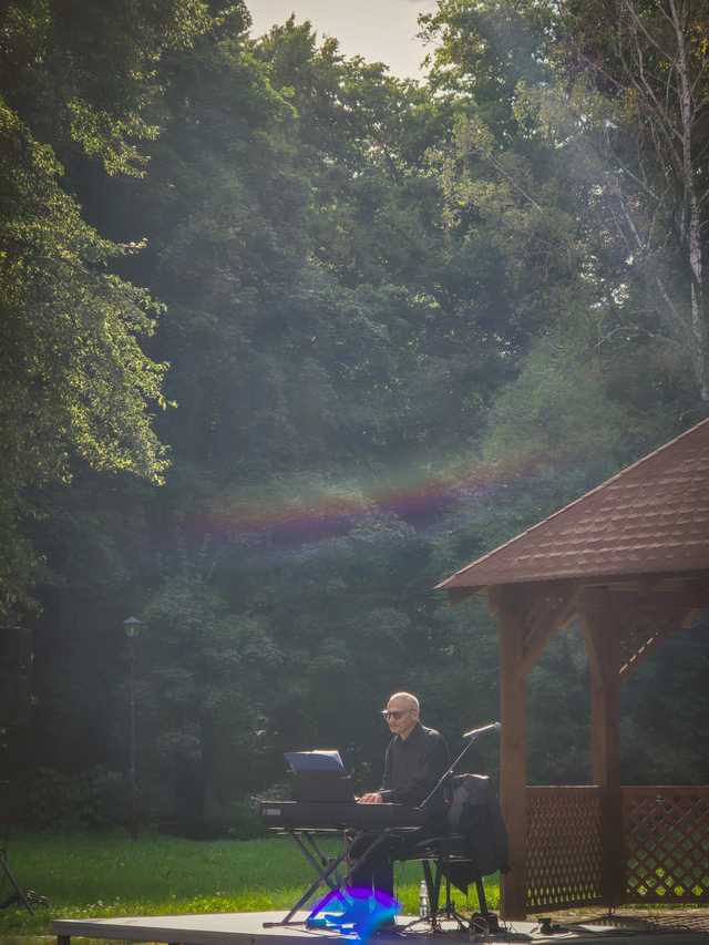 [FOTO] Pierwszy koncert z cyklu Muzyczny Park w Żarowie