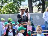 [WIDEO/FOTO] Występy zagranicznych zespołów podczas Śniadania na Trawie w Forcie Gaj. Ruszył 33. Międzynarodowy Festiwal Folkloru
