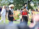 [WIDEO/FOTO] Występy zagranicznych zespołów podczas Śniadania na Trawie w Forcie Gaj. Ruszył 33. Międzynarodowy Festiwal Folkloru