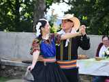 [WIDEO/FOTO] Występy zagranicznych zespołów podczas Śniadania na Trawie w Forcie Gaj. Ruszył 33. Międzynarodowy Festiwal Folkloru