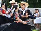 [WIDEO/FOTO] Występy zagranicznych zespołów podczas Śniadania na Trawie w Forcie Gaj. Ruszył 33. Międzynarodowy Festiwal Folkloru