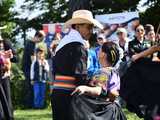 [WIDEO/FOTO] Występy zagranicznych zespołów podczas Śniadania na Trawie w Forcie Gaj. Ruszył 33. Międzynarodowy Festiwal Folkloru