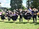 [WIDEO/FOTO] Występy zagranicznych zespołów podczas Śniadania na Trawie w Forcie Gaj. Ruszył 33. Międzynarodowy Festiwal Folkloru